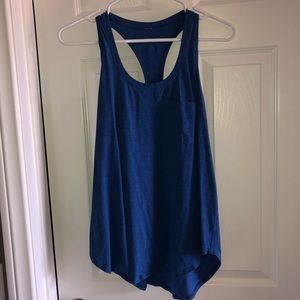 Lululemon yogi racerback size 6 blue EUC